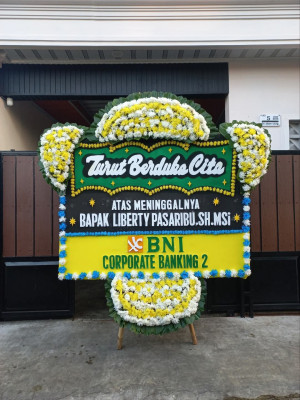 Papan Bunga Duka di Lubuk Baja