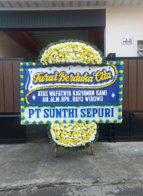 Papan Bunga Duka di Lubuk Baja